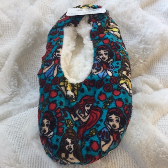 Disney slippers - Picture 1 of 3